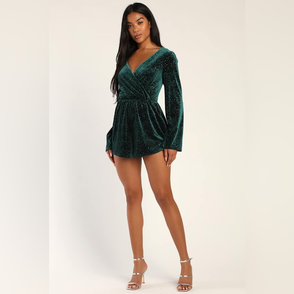 Lulus Beneath a Starry Sky Emerald Green Velvet Silver Sparkly Romper Medium NWT - Picture 14 of 15